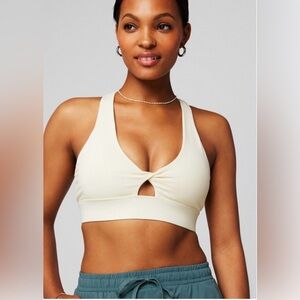 Fabletics Oasis Twist White Medium Impact Sports Bra